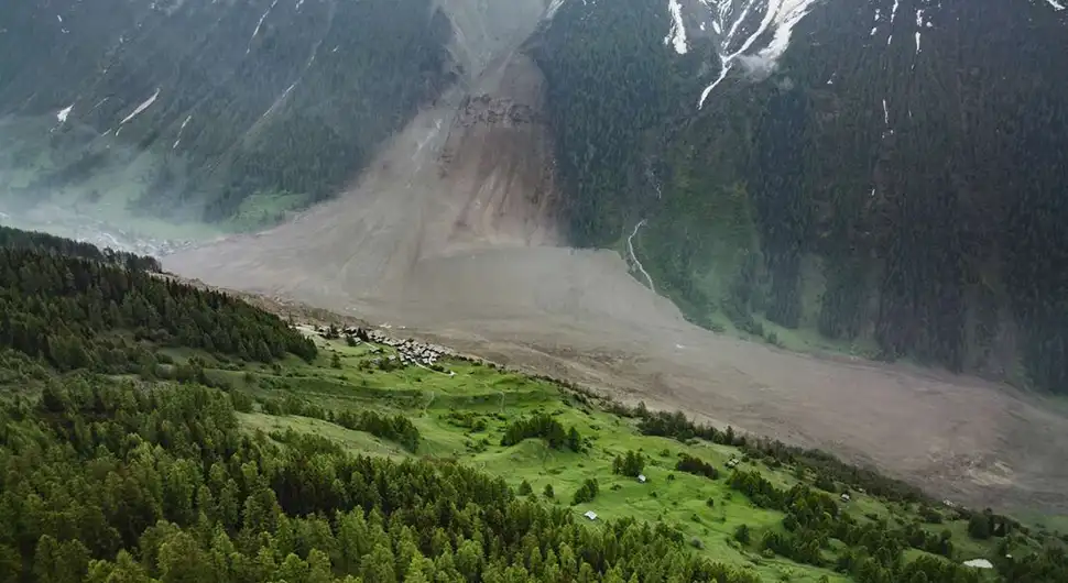 glecer svica.webp